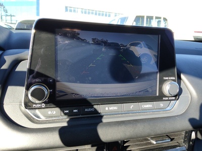 Nissan Qashqai DIG-T 140 mHEV Acenta 4x2 103 kW (140 CV) 15 Nissan Qashqai DIG-T 140 mHEV Acenta 4x2 103 kW (140 CV) 15