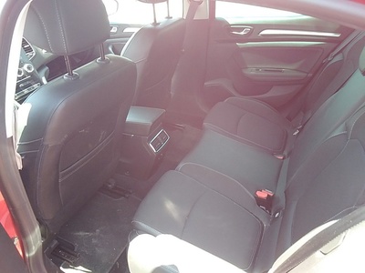 Renault Megane Zen Blue dCi 85 kW (115 CV) 15 Renault Megane Zen Blue dCi 85 kW (115 CV) 15