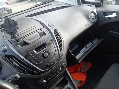Ford Transit Courier Furgon 1.5 TDCI Trend 74 kW (100 CV) 12 Ford Transit Courier Furgon 1.5 TDCI Trend 74 kW (100 CV) 12
