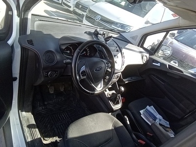 Ford Transit Courier Furgon 1.5 TDCI Trend 74 kW (100 CV) 7 Ford Transit Courier Furgon 1.5 TDCI Trend 74 kW (100 CV) 7