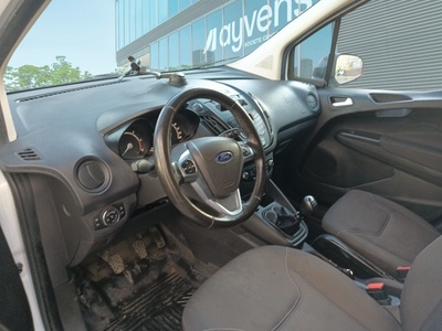 Ford Transit Courier Furgon 1.5 TDCI Trend 74 kW (100 CV) 7 Ford Transit Courier Furgon 1.5 TDCI Trend 74 kW (100 CV) 7