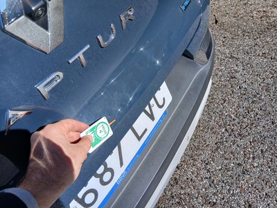 Renault Captur Zen E-TECH Híbrido enchufable 118 kW (160 CV) 10 Renault Captur Zen E-TECH Híbrido enchufable 118 kW (160 CV) 10