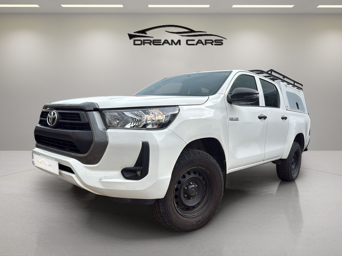 Toyota Hilux 2.4 D-4D Doble Cabina GX 110 kW (150 CV) Vehículo usado en Madrid Toyota Hilux 2.4 D-4D Doble Cabina GX 110 kW (150 CV) Vehículo usado en Madrid