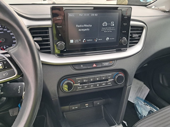 Kia Ceed 1.0 T-GDI Drive 74 kW (100 CV) Vehículo usado en Madrid Kia Ceed 1.0 T-GDI Drive 74 kW (100 CV) Vehículo usado en Madrid