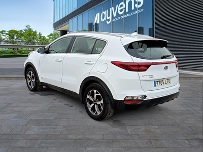 Kia Sportage 1.6 MHEV Business 4x4 100 kW (136 CV) 6 Kia Sportage 1.6 MHEV Business 4x4 100 kW (136 CV) 6