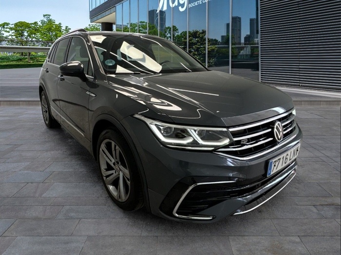 Volkswagen Tiguan R-Line 2.0 TDI 110 kW (150 CV) DSG Vehículo usado en Madrid Volkswagen Tiguan R-Line 2.0 TDI 110 kW (150 CV) DSG Vehículo usado en Madrid