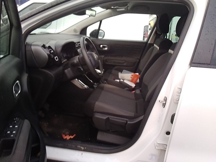 Citroen C3 Aircross BlueHDi 110 S&S Feel Pack 81 kW (110 CV) Vehículo usado en Madrid Citroen C3 Aircross BlueHDi 110 S&S Feel Pack 81 kW (110 CV) Vehículo usado en Madrid