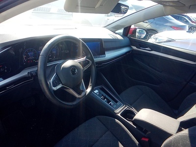 Volkswagen Golf Life 1.5 eTSI 110 kW (150 CV) DSG 7 Volkswagen Golf Life 1.5 eTSI 110 kW (150 CV) DSG 7