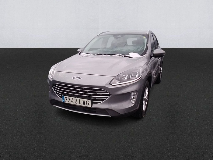 Ford Kuga 2.5 Duratec FHEV Titanium Auto 140 kW (190 CV) Vehículo usado en Madrid Ford Kuga 2.5 Duratec FHEV Titanium Auto 140 kW (190 CV) Vehículo usado en Madrid