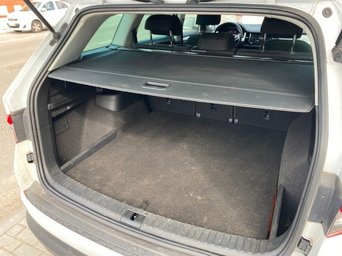 Skoda Kodiaq 2.0 TDI Ambition 4x4 DSG 110 kW (150 CV) Vehículo usado en Madrid Skoda Kodiaq 2.0 TDI Ambition 4x4 DSG 110 kW (150 CV) Vehículo usado en Madrid