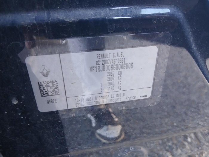 Renault Captur Zen E-TECH Híbrido enchufable 118 kW (160 CV) Vehículo usado en Madrid Renault Captur Zen E-TECH Híbrido enchufable 118 kW (160 CV) Vehículo usado en Madrid