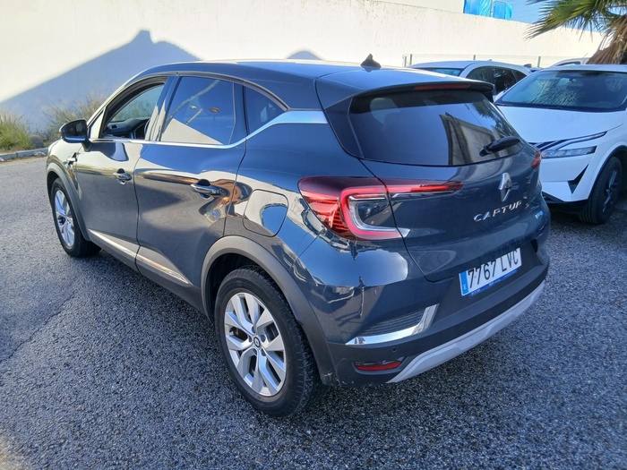 Renault Captur Zen E-TECH Híbrido enchufable 118 kW (160 CV) Vehículo usado en Madrid Renault Captur Zen E-TECH Híbrido enchufable 118 kW (160 CV) Vehículo usado en Madrid