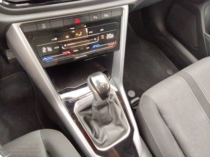 Volkswagen T-Roc Life 1.5 TSI 110 kW (150 CV) DSG Vehículo usado en Madrid Volkswagen T-Roc Life 1.5 TSI 110 kW (150 CV) DSG Vehículo usado en Madrid