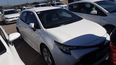 Toyota Corolla 125H Active E-CVT 90 kW (122 CV) 4 Toyota Corolla 125H Active E-CVT 90 kW (122 CV) 4