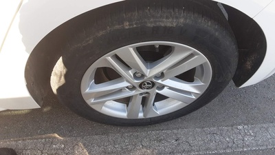 Toyota Corolla 125H Active E-CVT 90 kW (122 CV) 13 Toyota Corolla 125H Active E-CVT 90 kW (122 CV) 13