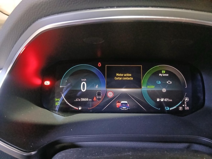 Renault Captur Zen E-TECH Híbrido enchufable 118 kW (160 CV) Vehículo usado en Madrid Renault Captur Zen E-TECH Híbrido enchufable 118 kW (160 CV) Vehículo usado en Madrid