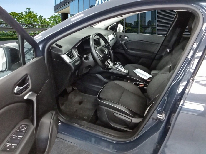 Renault Captur Zen E-TECH Híbrido enchufable 118 kW (160 CV) Vehículo usado en Madrid Renault Captur Zen E-TECH Híbrido enchufable 118 kW (160 CV) Vehículo usado en Madrid