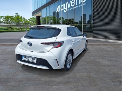 Toyota Corolla 125H Active E-CVT 90 kW (122 CV) 4 Toyota Corolla 125H Active E-CVT 90 kW (122 CV) 4