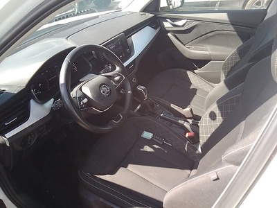 Skoda Kamiq 1.0 TSI Ambition DSG 81 kW (110 CV) 7 Skoda Kamiq 1.0 TSI Ambition DSG 81 kW (110 CV) 7