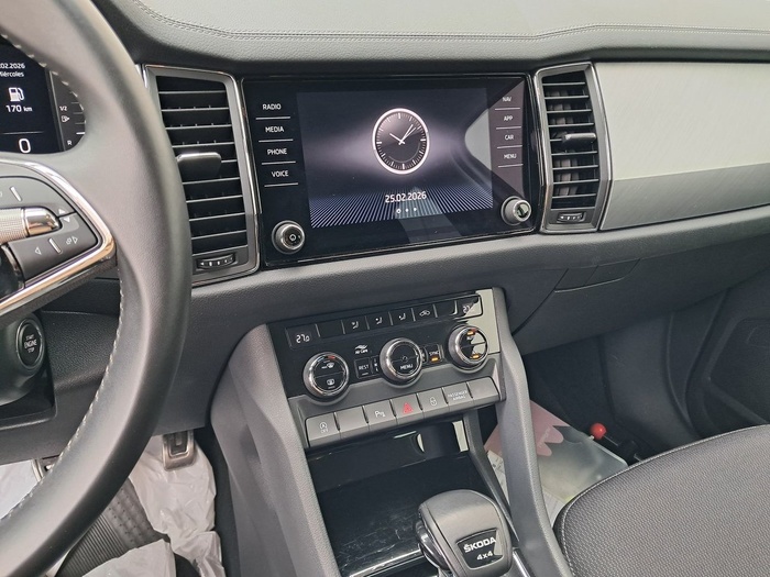 Skoda Kodiaq 2.0 TDI Ambition 4x4 DSG 110 kW (150 CV) Vehículo usado en Madrid Skoda Kodiaq 2.0 TDI Ambition 4x4 DSG 110 kW (150 CV) Vehículo usado en Madrid