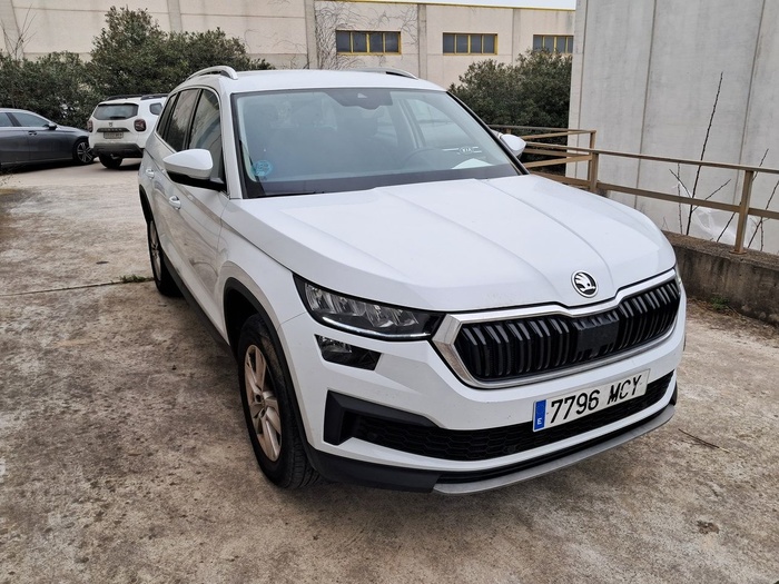 Skoda Kodiaq 2.0 TDI Ambition 4x4 DSG 110 kW (150 CV) Vehículo usado en Madrid Skoda Kodiaq 2.0 TDI Ambition 4x4 DSG 110 kW (150 CV) Vehículo usado en Madrid
