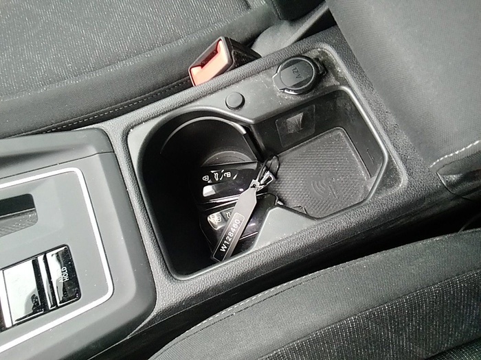 Volkswagen Golf Life 2.0 TDI 85 kW (115 CV) DSG Vehículo usado en Madrid Volkswagen Golf Life 2.0 TDI 85 kW (115 CV) DSG Vehículo usado en Madrid