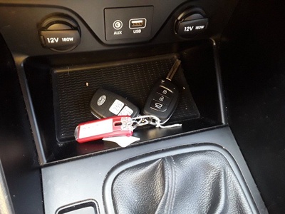 Hyundai Tucson 1.6 CRDI 48V SLE 4x2 85 kW (116 CV) 9 Hyundai Tucson 1.6 CRDI 48V SLE 4x2 85 kW (116 CV) 9