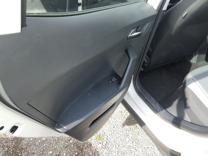 SEAT Arona 1.0 TSI Style Go Eco 81 kW (110 CV) Vehículo usado en Madrid SEAT Arona 1.0 TSI Style Go Eco 81 kW (110 CV) Vehículo usado en Madrid