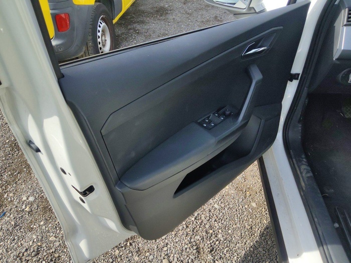 SEAT Arona 1.0 TSI Style Go Eco 81 kW (110 CV) Vehículo usado en Madrid SEAT Arona 1.0 TSI Style Go Eco 81 kW (110 CV) Vehículo usado en Madrid