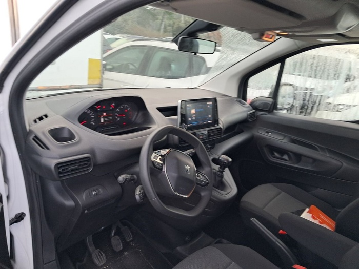 Peugeot Rifter Active Pack Business Standard BlueHDi 73 kW (100 CV) Vehículo usado en Madrid Peugeot Rifter Active Pack Business Standard BlueHDi 73 kW (100 CV) Vehículo usado en Madrid