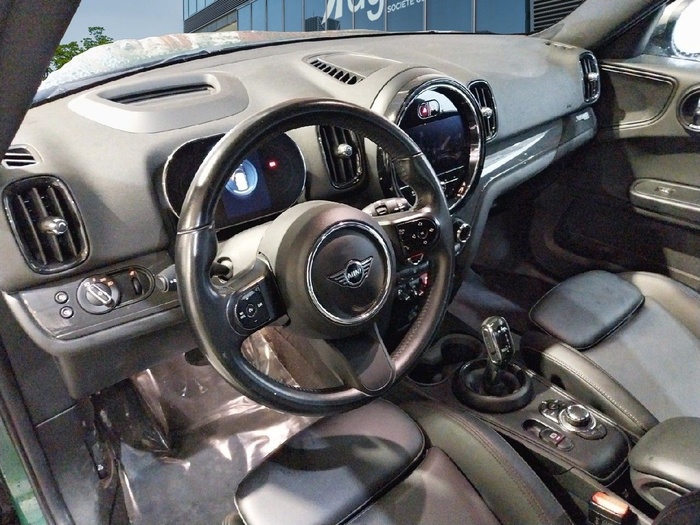 MINI MINI Countryman Cooper 100 kW (136 CV) Vehículo usado en Madrid MINI MINI Countryman Cooper 100 kW (136 CV) Vehículo usado en Madrid