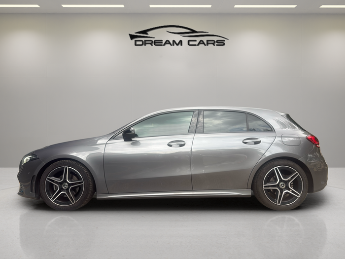 Mercedes-Benz Clase A 180 100 kW (136 CV) Vehículo usado en Madrid Mercedes-Benz Clase A 180 100 kW (136 CV) Vehículo usado en Madrid