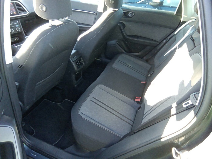 SEAT Ateca 1.0 TSI S&S Style Go 81 kW (110 CV) Vehículo usado en Madrid SEAT Ateca 1.0 TSI S&S Style Go 81 kW (110 CV) Vehículo usado en Madrid