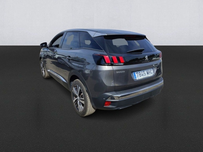Peugeot 3008 BlueHDi 130 S&S Allure Pack EAT8 96 kW (130 CV) Vehículo usado en Madrid Peugeot 3008 BlueHDi 130 S&S Allure Pack EAT8 96 kW (130 CV) Vehículo usado en Madrid