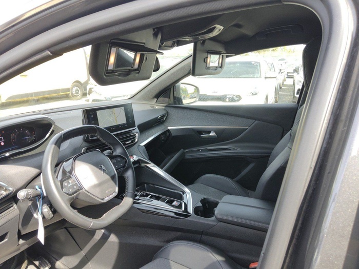 Peugeot 3008 BlueHDi 130 S&S Allure Pack EAT8 96 kW (130 CV) Vehículo usado en Madrid Peugeot 3008 BlueHDi 130 S&S Allure Pack EAT8 96 kW (130 CV) Vehículo usado en Madrid