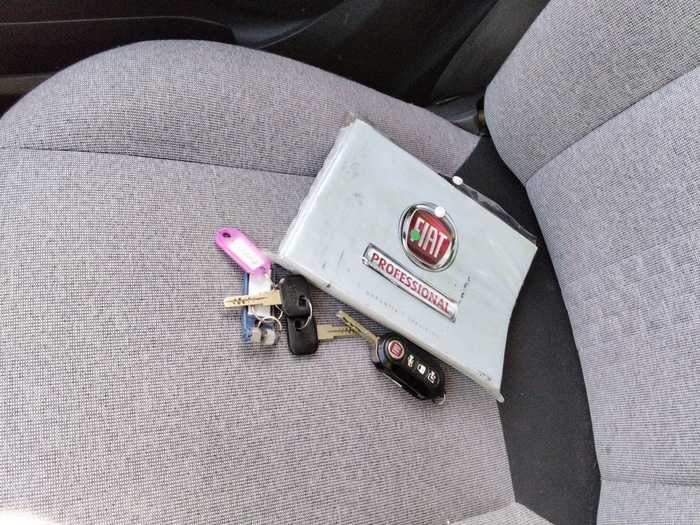 Fiat Fiorino Cargo Furgon 1.3 Multijet Adventure 59 kW (80 CV) Vehículo usado en Madrid Fiat Fiorino Cargo Furgon 1.3 Multijet Adventure 59 kW (80 CV) Vehículo usado en Madrid