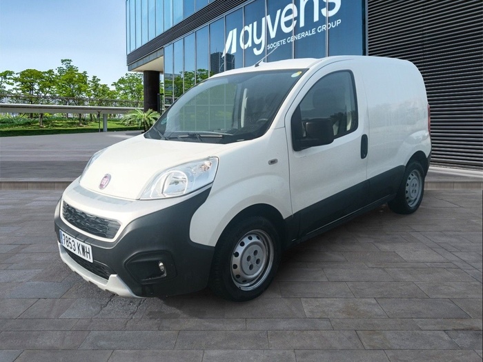 Fiat Fiorino Cargo Furgon 1.3 Multijet Adventure 59 kW (80 CV) Vehículo usado en Madrid Fiat Fiorino Cargo Furgon 1.3 Multijet Adventure 59 kW (80 CV) Vehículo usado en Madrid