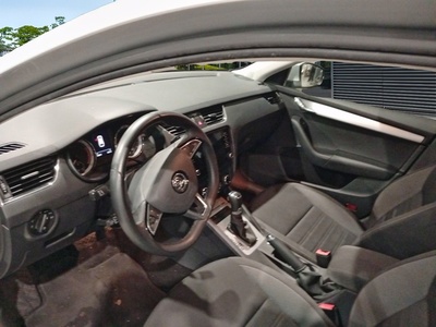 Skoda Octavia Combi 1.5 TGI CNG Ambition DSG 96 kW (130 CV) 7 Skoda Octavia Combi 1.5 TGI CNG Ambition DSG 96 kW (130 CV) 7