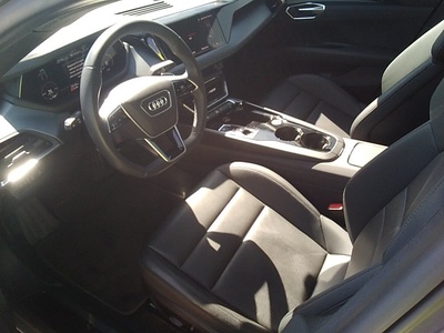 Audi e-tron GT 60 quattro 390 kW (530 CV) 7 Audi e-tron GT 60 quattro 390 kW (530 CV) 7