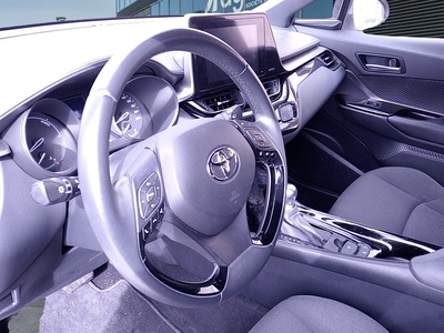 Toyota C-HR 1.8 125H Advance 90 kW (122 CV) 7 Toyota C-HR 1.8 125H Advance 90 kW (122 CV) 7