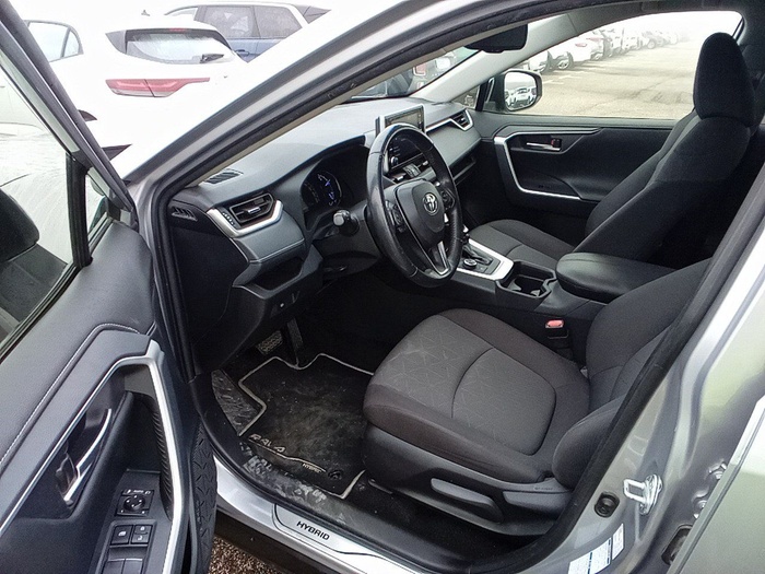 Toyota Rav4 2.5l hybrid Advance 4WD 163 kW (222 CV) Vehículo usado en Madrid Toyota Rav4 2.5l hybrid Advance 4WD 163 kW (222 CV) Vehículo usado en Madrid