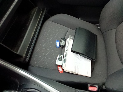 Toyota Rav4 2.5l hybrid Advance 4WD 163 kW (222 CV) 13 Toyota Rav4 2.5l hybrid Advance 4WD 163 kW (222 CV) 13