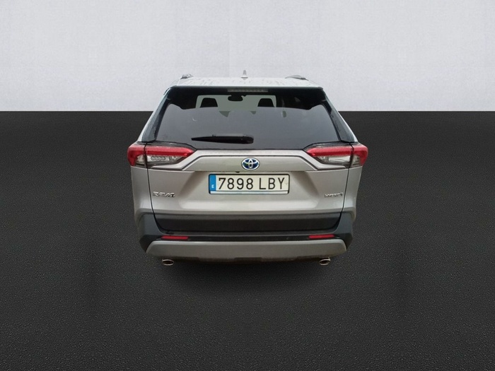 Toyota Rav4 2.5l hybrid Advance 4WD 163 kW (222 CV) Vehículo usado en Madrid Toyota Rav4 2.5l hybrid Advance 4WD 163 kW (222 CV) Vehículo usado en Madrid