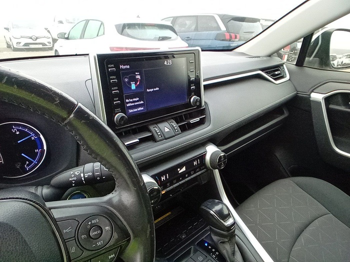 Toyota Rav4 2.5l hybrid Advance 4WD 163 kW (222 CV) Vehículo usado en Madrid Toyota Rav4 2.5l hybrid Advance 4WD 163 kW (222 CV) Vehículo usado en Madrid