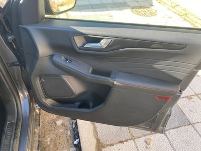 Ford Kuga 1.5 EcoBlue ST-Line 88 kW (120 CV) 15 Ford Kuga 1.5 EcoBlue ST-Line 88 kW (120 CV) 15