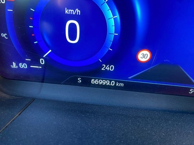 Ford Kuga 1.5 EcoBlue ST-Line 88 kW (120 CV) 7 Ford Kuga 1.5 EcoBlue ST-Line 88 kW (120 CV) 7