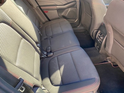 Ford Kuga 1.5 EcoBlue ST-Line 88 kW (120 CV) 12 Ford Kuga 1.5 EcoBlue ST-Line 88 kW (120 CV) 12