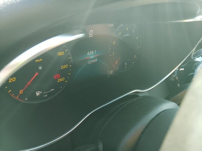 Mercedes-Benz Clase C 180 115 kW (156 CV) 8 Mercedes-Benz Clase C 180 115 kW (156 CV) 8