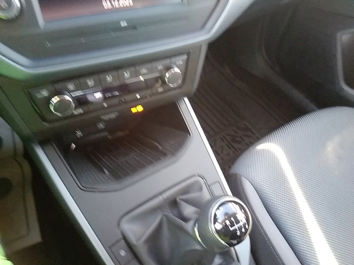 SEAT Arona 1.0 TSI Ecomotive Style Edition 85 kW (115 CV) Vehículo usado en Madrid SEAT Arona 1.0 TSI Ecomotive Style Edition 85 kW (115 CV) Vehículo usado en Madrid