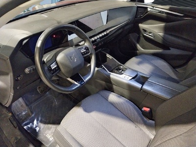 DS DS4 BlueHDi 130 Bastille Auto 96 kW (130 CV) 7 DS DS4 BlueHDi 130 Bastille Auto 96 kW (130 CV) 7